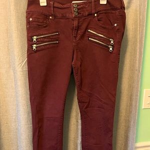 Size 14R Jegging with zipper details